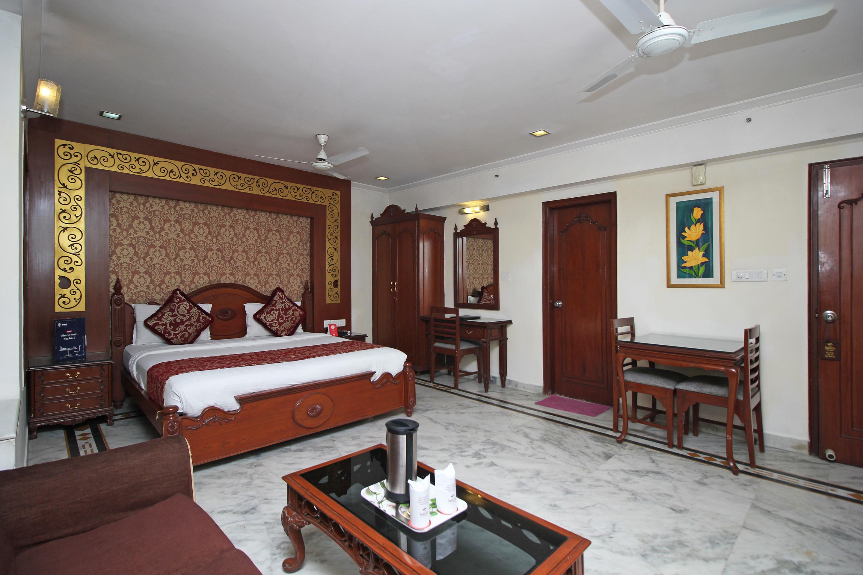 Oyo 5915 Hotel Swagath Nuova Delhi Esterno foto