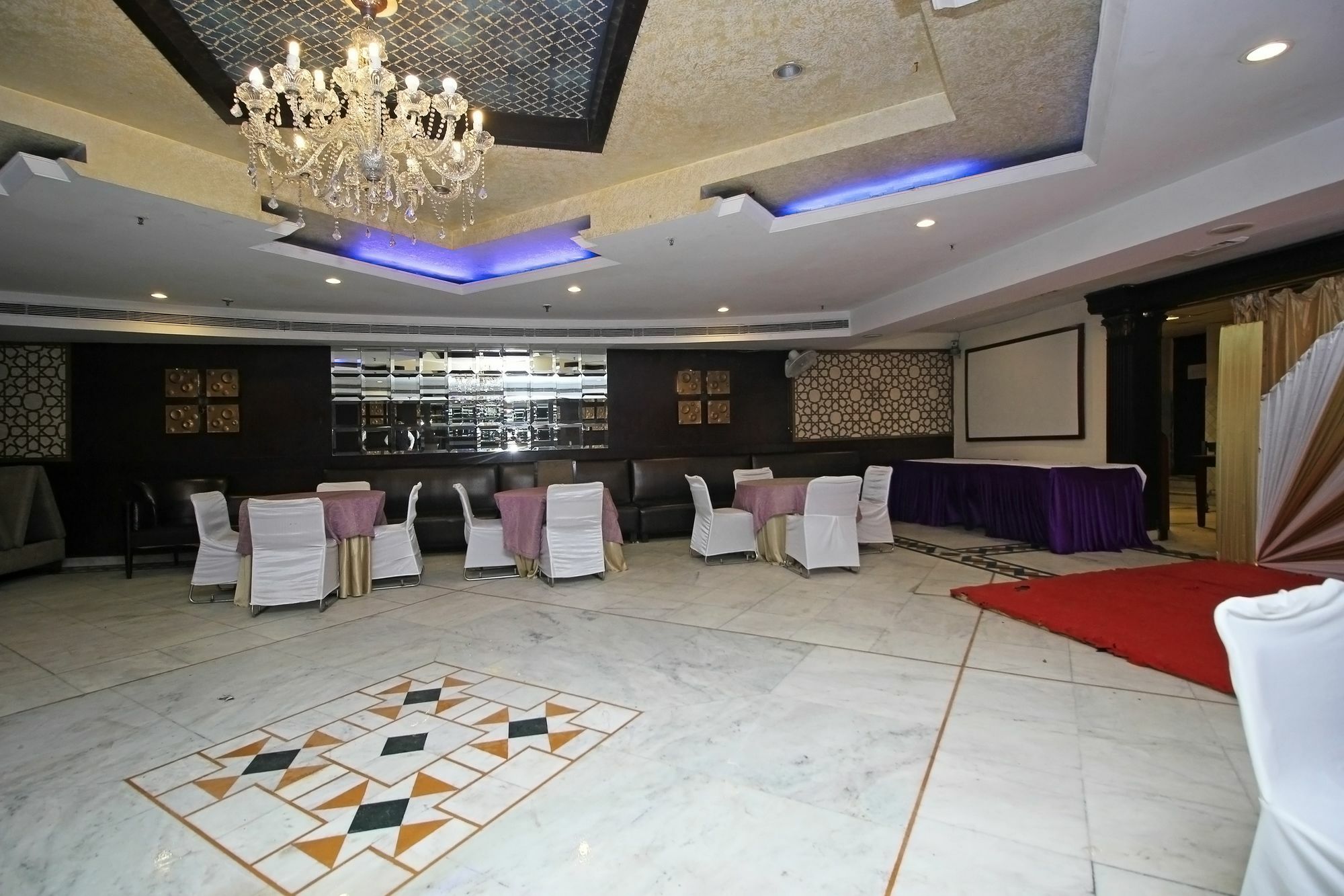 Oyo 5915 Hotel Swagath Nuova Delhi Esterno foto